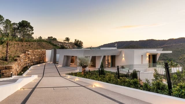 5 slaapkamer Villa te koop in Benahavís met zwembad garage - € 5.200.000 (Ref: 10066700)