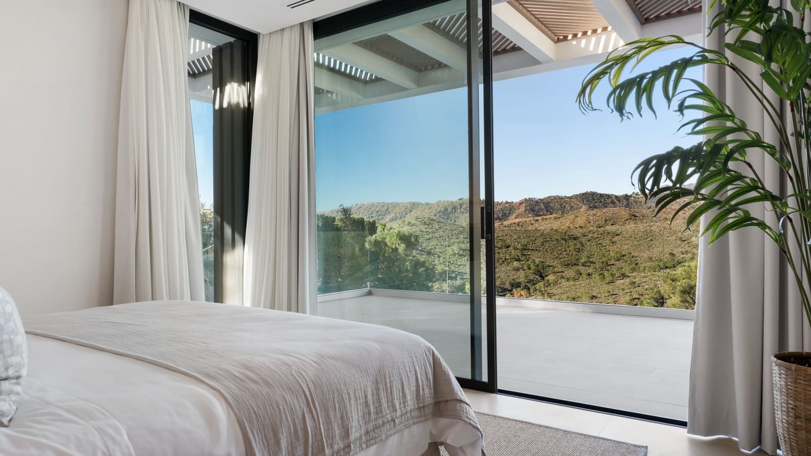 5 slaapkamer Villa te koop in Benahavis met zwembad garage - € 5.200.000 (Ref: 10066700)
