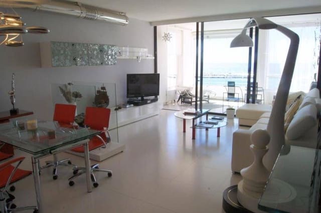 2 soveværelse Lejlighed til salg i Puerto Banus, Marbella med swimmingpool garage - € 780.000 (Ref: 9017670)