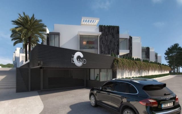 4 sovrum Hus till salu i Estepona med pool garage - 1 050 000 € (Ref: 9138955)