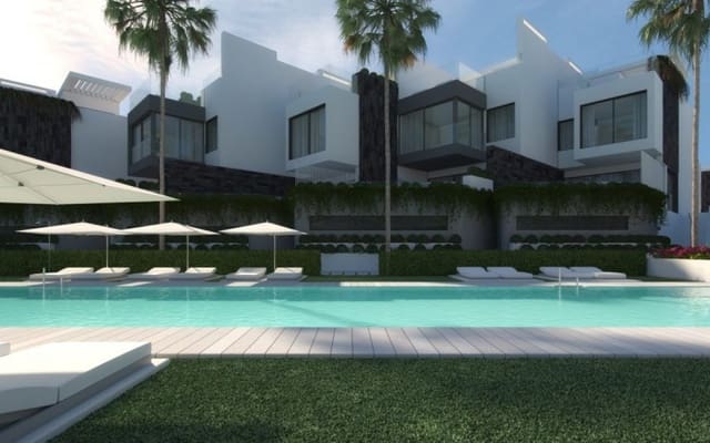 4 sovrum Hus till salu i Estepona med pool garage - 1 050 000 € (Ref: 9138955)