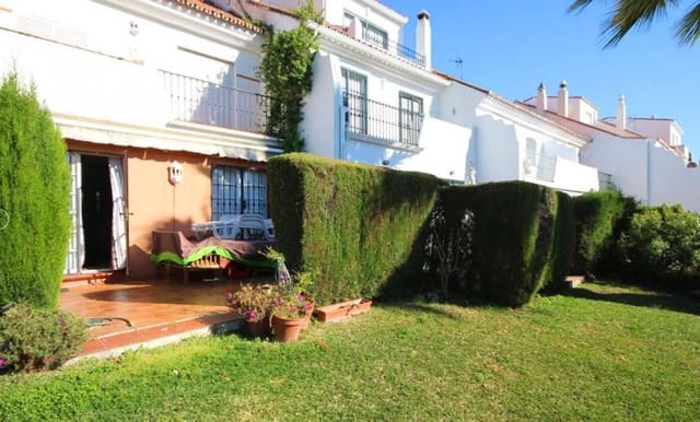 4 bedroom Townhouse for sale in Marbella with pool garage - € 329,500 (Ref: 9139180)