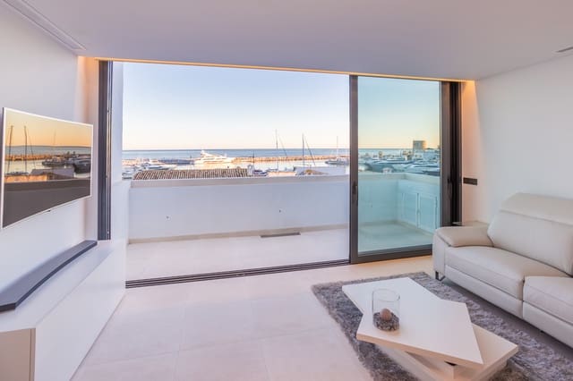2 soveværelse Penthouse til salg i Puerto Banus, Marbella med swimmingpool garage - € 999.000 (Ref: 9139321)