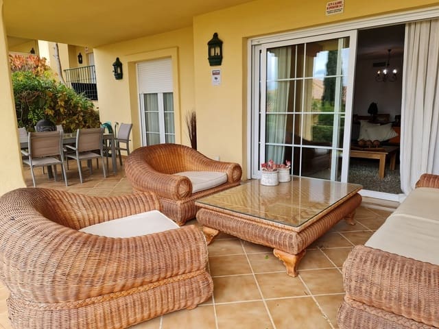 2 sovrum Lägenhet till salu i Nueva Andalucia, Marbella med pool garage - 385 000 € (Ref: 9139389)