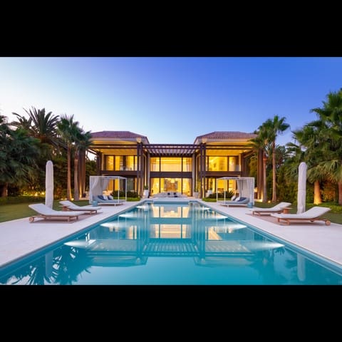 Chalet de 6 habitaciones en Marbella en venta con piscina garaje - 13.500.000 € (Ref: 9139627)