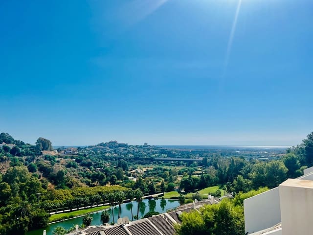 4 soveværelse Lejlighed til salg i La Quinta, Benahavís med swimmingpool garage - € 950.000 (Ref: 9139643)