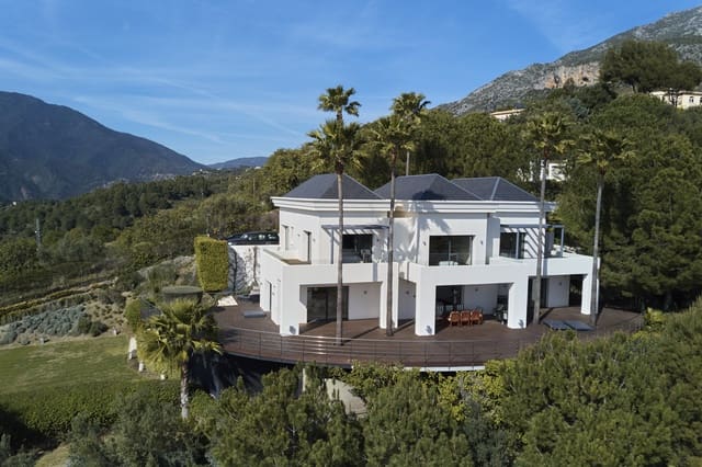 5 bedroom Villa for sale in Istán with pool garage - € 3,495,000 (Ref: 9139770)