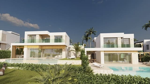 4 Zimmer Villa zu verkaufen in Estepona mit Pool Garage - 980.000 € (Ref: 9140078)