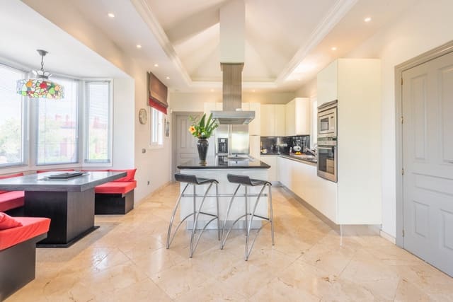 5 camera da letto Villa in vendita in Marbella con piscina garage - 3.100.000 € (Rif: 9140205)