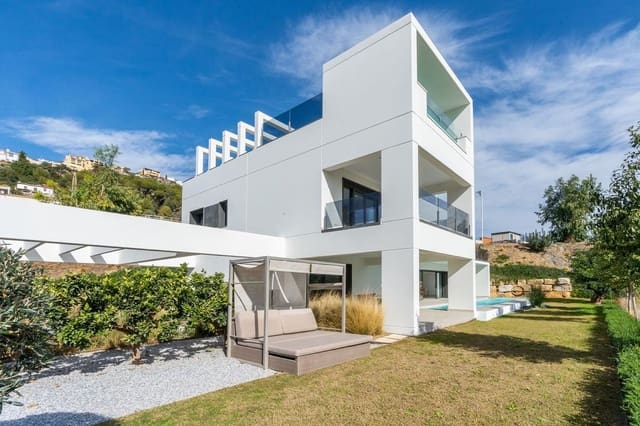 5 Zimmer Villa zu verkaufen in Benalmádena mit Pool Garage - 1.995.000 € (Ref: 9140308)