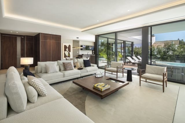 5 Zimmer Villa zu verkaufen in Marbella mit Pool Garage - 4.750.000 € (Ref: 9140373)