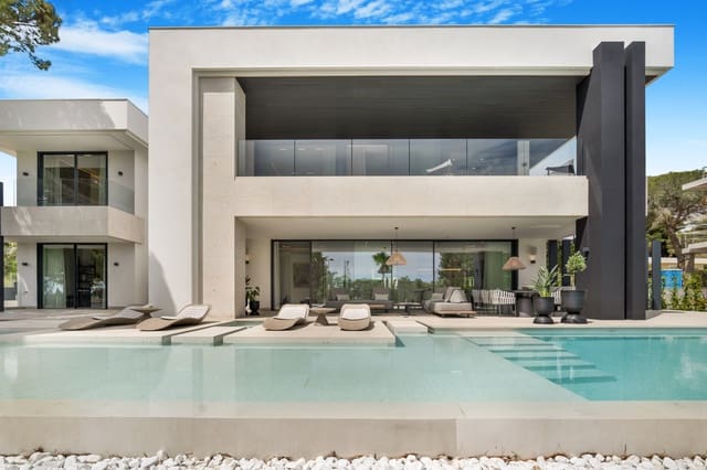 5 Zimmer Villa zu verkaufen in Marbella mit Pool Garage - 3.875.000 € (Ref: 9140399)