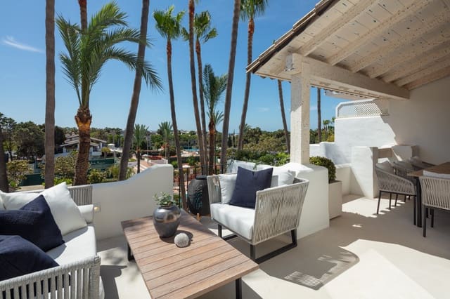 3 soveværelse Penthouse til salg i Golden Mile, Marbella med swimmingpool garage - € 5.995.000 (Ref: 9140452)