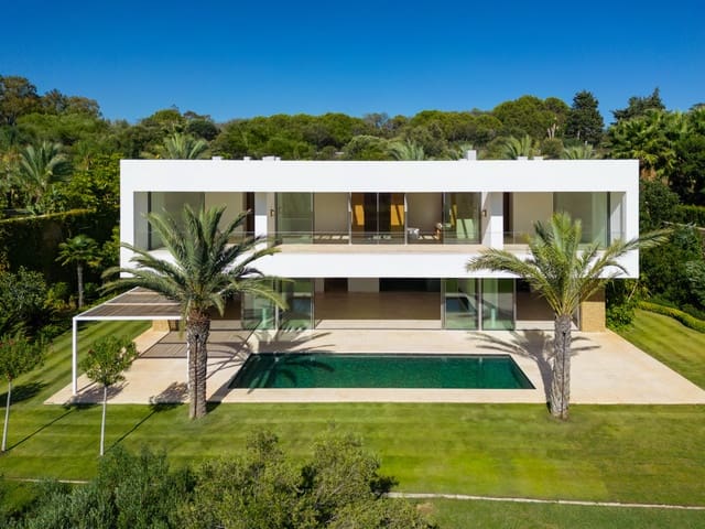 5 bedroom Villa for sale in Marbella with pool garage - € 6,097,000 (Ref: 9140461)