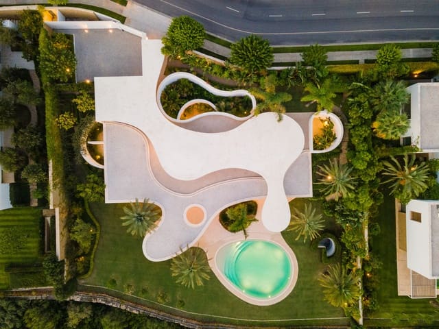 4 soveværelse Villa til salg i Casares med swimmingpool garage - € 5.980.000 (Ref: 9140462)