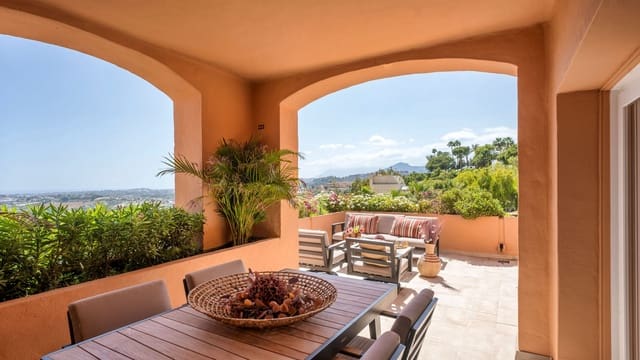 3 slaapkamer Appartement te koop in Marbella met zwembad - € 2.295.000 (Ref: 9140562)