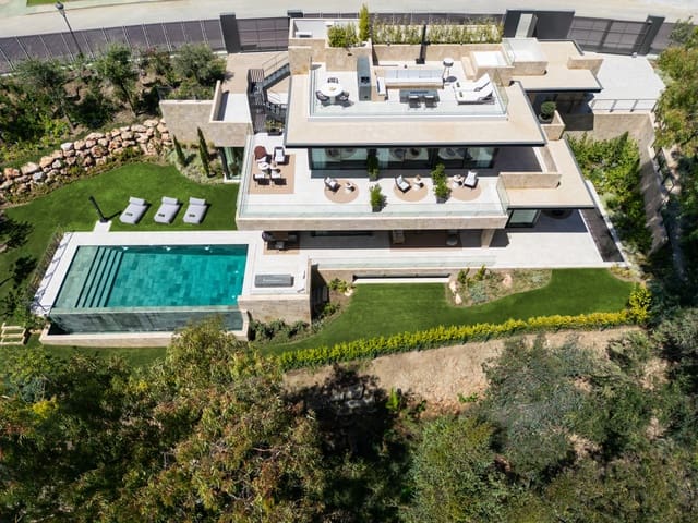 Chalet de 6 habitaciones en Marbella en venta con piscina garaje - 4.375.000 € (Ref: 9140629)