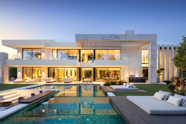 6 bedroom Villa for sale in Marbella with pool garage - € 8,500,000 (Ref: 9140661)