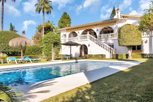 5 slaapkamer Villa te koop in San Pedro de Alcantara, Marbella met zwembad garage - € 1.940.000 (Ref: 9140709)