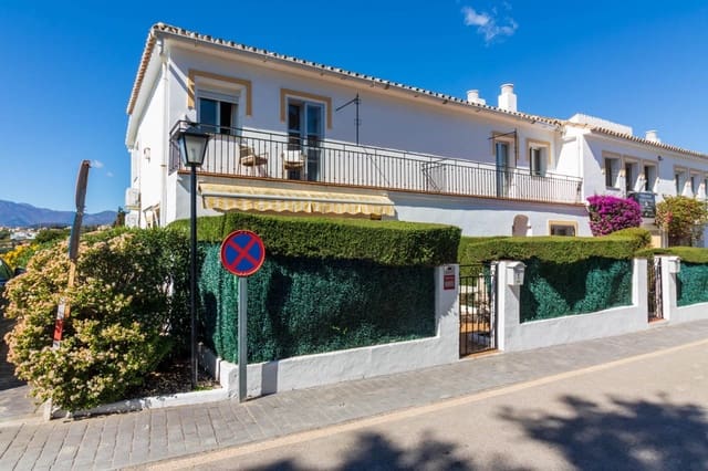 2 Zimmer Villa zu verkaufen in Estepona mit Pool Garage - 389.000 € (Ref: 9140715)