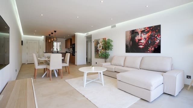 Apartamento de 2 habitaciones en Benahavís en venta con piscina garaje - 555.000 € (Ref: 9140815)