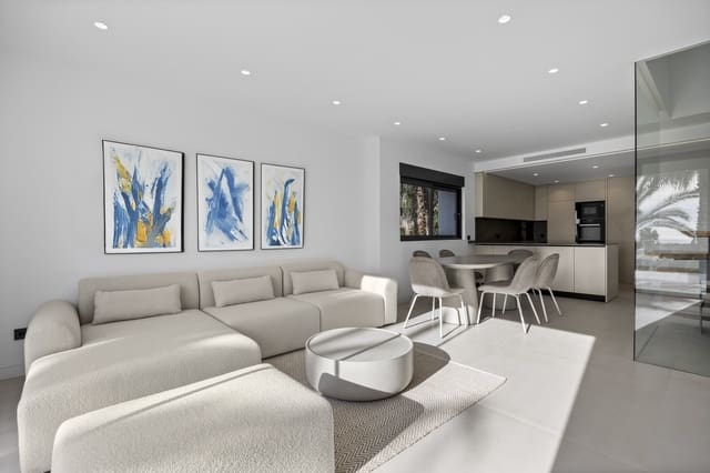 3 chambre Penthouse à vendre à Estepona avec piscine garage - 683 000 € (Ref: 9140823)