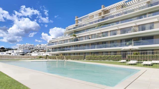 3 chambre Appartement à vendre à Estepona avec piscine garage - 336 000 € (Ref: 9140936)