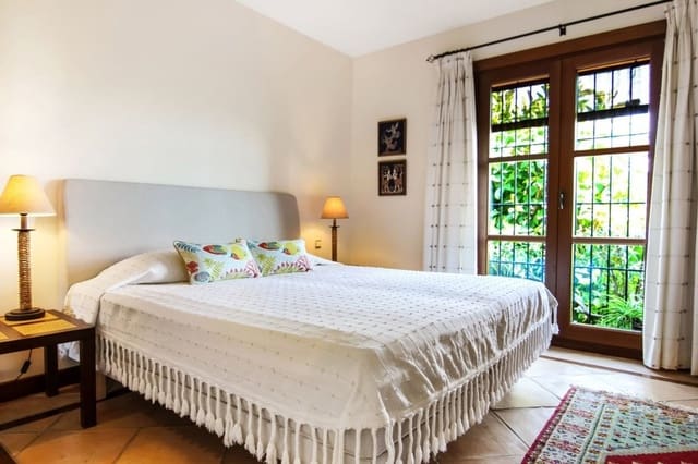 5 chambre Villa/Maison à vendre à Benahavís avec piscine garage - 2 900 000 € (Ref: 9404758)