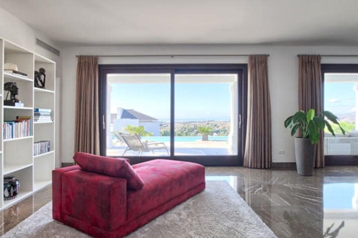 5 chambre Villa/Maison à vendre à Benahavis avec piscine garage - 3 900 000 € (Ref: 9404762)