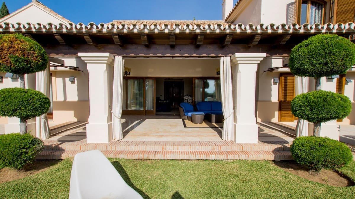 5 soverom Villa til salgs i Los Flamingos med svømmebasseng garasje - € 1 990 050 (Ref: 9404767)