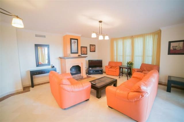 3 soveværelse Byhus til salg i Bahia de Casares, Casares med swimmingpool garage - € 699.000 (Ref: 9404782)