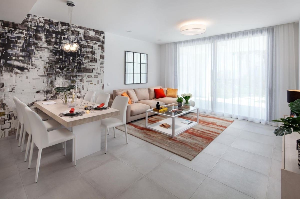 3 soverom Penthouse til salgs i El Paraiso med svømmebasseng garasje - € 715 000 (Ref: 9404804)