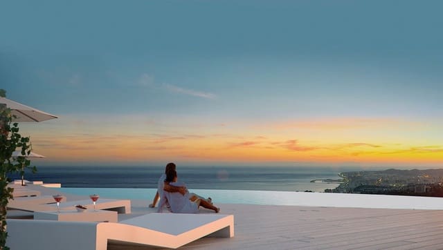 Ático de 3 habitaciones en Fuengirola en venta con piscina garaje - 695.000 € (Ref: 9404866)