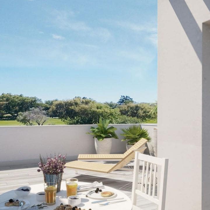 3 quarto Casa em Banda para venda em Estepona com piscina garagem - 620 000 € (Ref: 9404884)