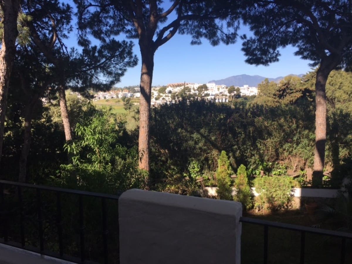 3 soverom Penthouse til salgs i Marbella med svømmebasseng - € 339 000 (Ref: 9404894)