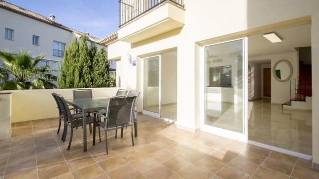 4 camera da letto Casa in vendita in Marbella con piscina garage - 395.000 € (Rif: 9404935)