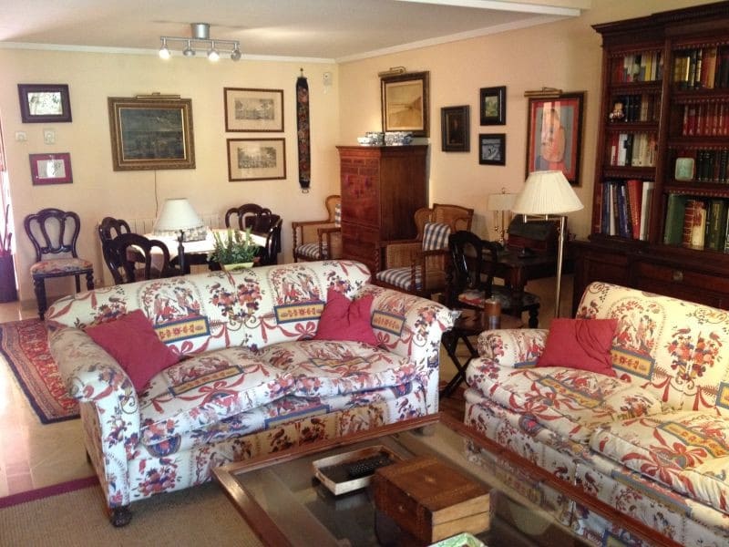 Casa de 4 habitaciones en Marbella en venta con piscina garaje - 599.500 € (Ref: 9404942)