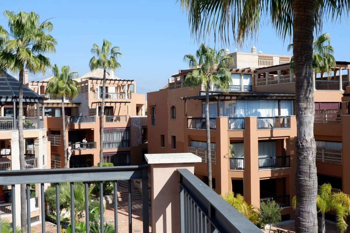 3 soverom Penthouse til salgs i Marbella med svømmebasseng garasje - € 1 300 000 (Ref: 9404964)