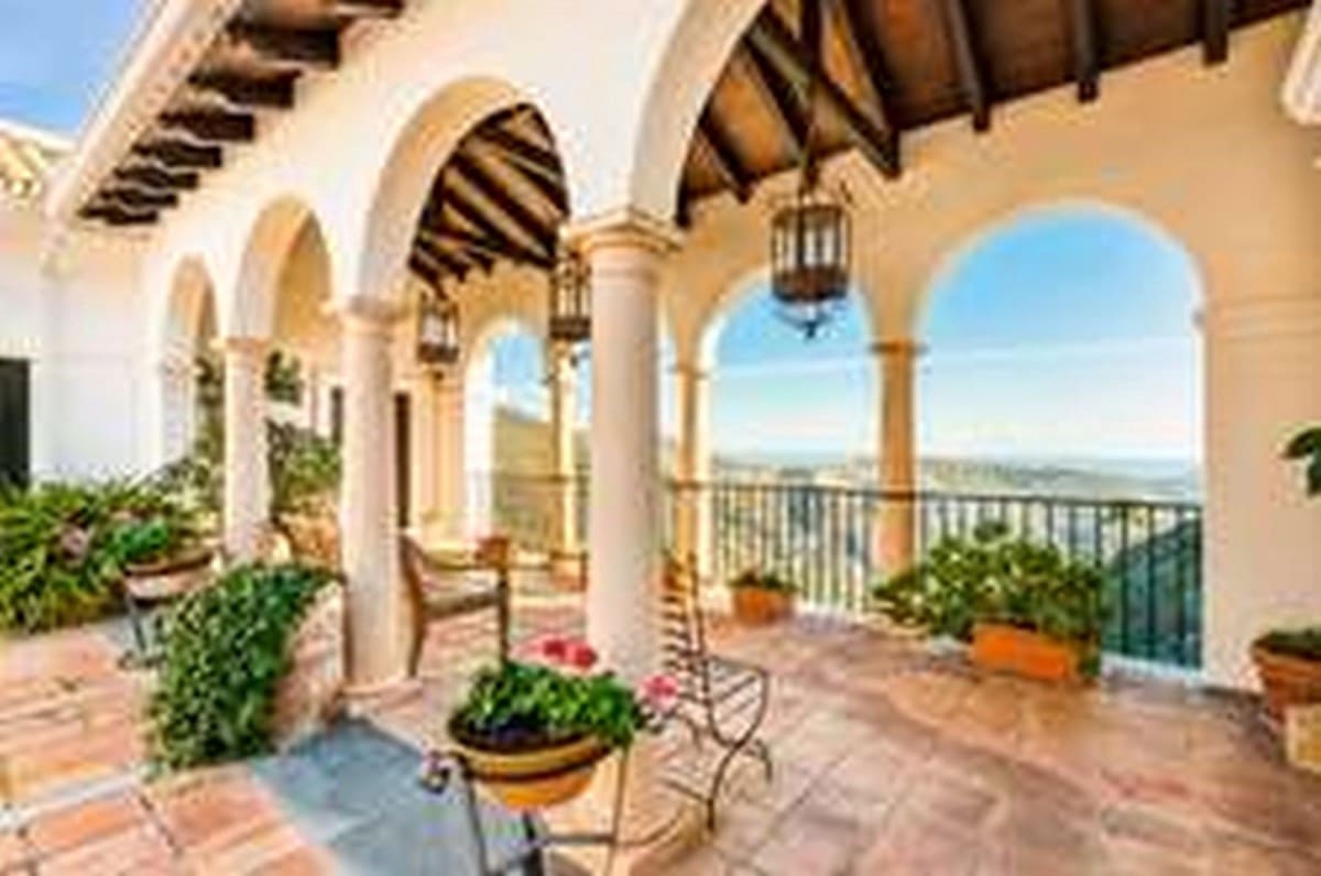 5 soveværelse Villa til salg i Benahavis med swimmingpool garage - € 3.500.000 (Ref: 9404970)