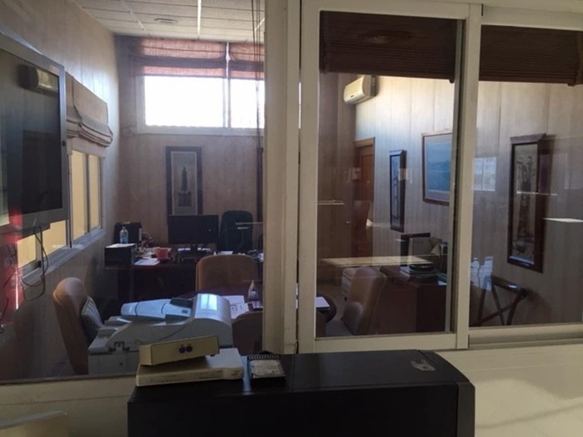 Komercyjne na sprzedaż w Nueva Andalucia z basenem - 975 000 € (Ref: 9405009)