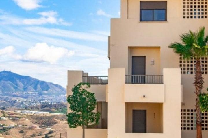 2 soverom Penthouse til salgs i La Cala de Mijas med svømmebasseng garasje - € 305 000 (Ref: 9405032)