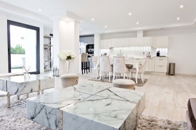 7 chambre Villa/Maison à vendre à San Pedro de Alcantara, Marbella avec piscine - 1 395 000 € (Ref: 9405046)