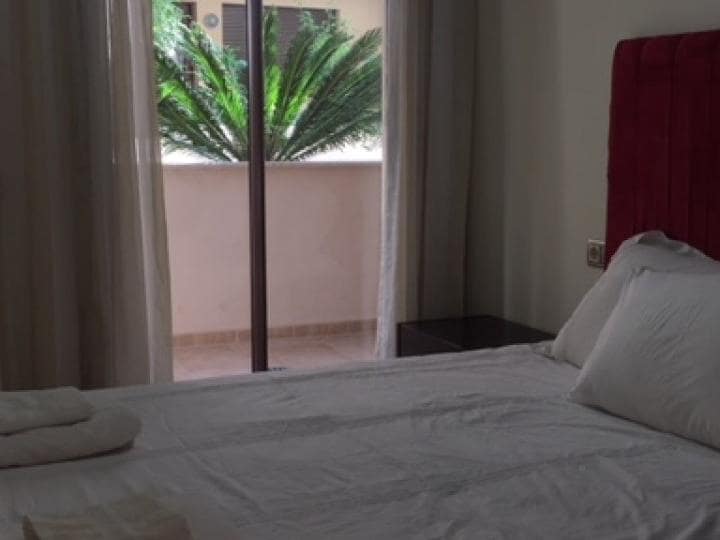 3 soveværelse Lejlighed til salg i Puerto Banus med swimmingpool garage - € 525.000 (Ref: 9405076)