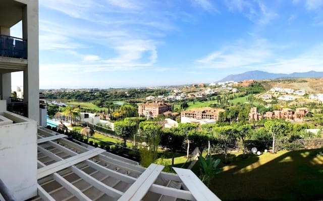 2 bedroom Apartment for sale in Los Flamingos, Benahavís with pool garage - € 340,000 (Ref: 9405134)