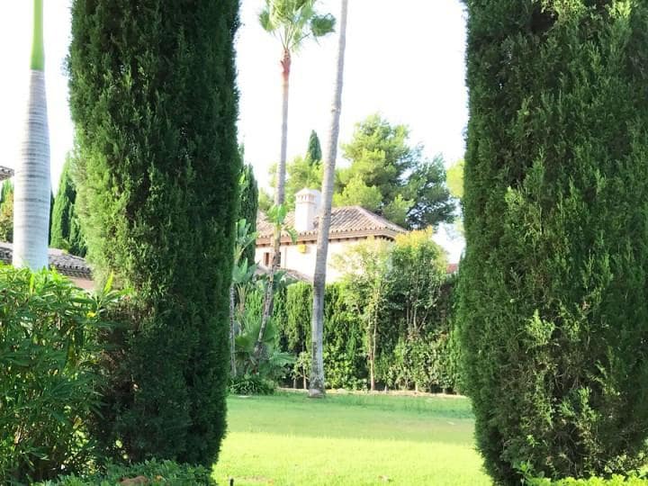 Bouwgrond te koop in Marbella - € 1.000.000 (Ref: 9405151)