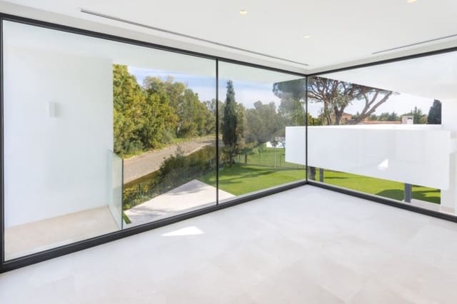 4 soverom Villa til salgs i Guadalmina Baja, Marbella med svømmebasseng garasje - € 2 700 000 (Ref: 9405165)