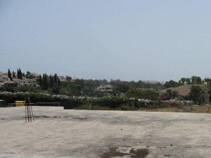 Building Plot for sale in Nueva Andalucia - € 1,050,000 (Ref: 9405166)