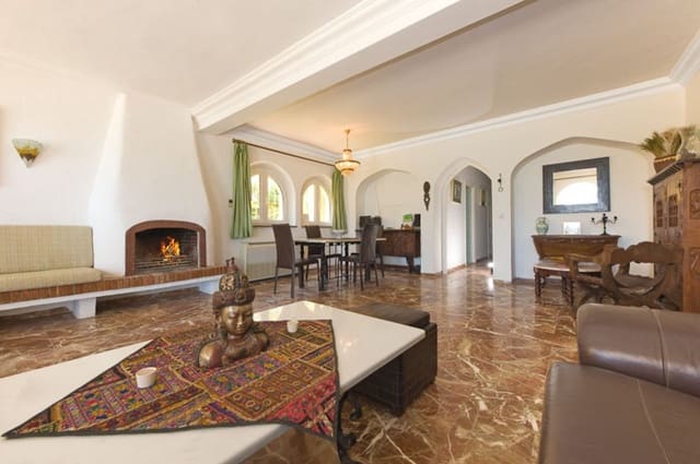 4 sypialnia Willa na sprzedaż w Mijas Costa, Mijas z basenem garażem - 2 700 000 € (Ref: 9405172)