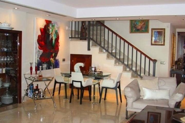 3 soverom Penthouse til salgs i Marbella med svømmebasseng garasje - € 2 250 000 (Ref: 9405173)