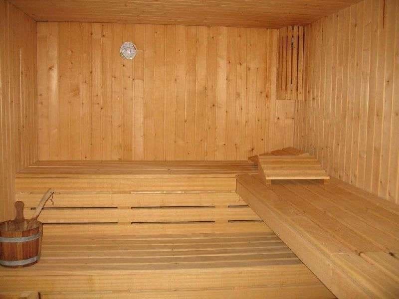 3 sypialnia Apartament na sprzedaż w Puerto Banus z basenem - 1 595 000 € (Ref: 9405191)